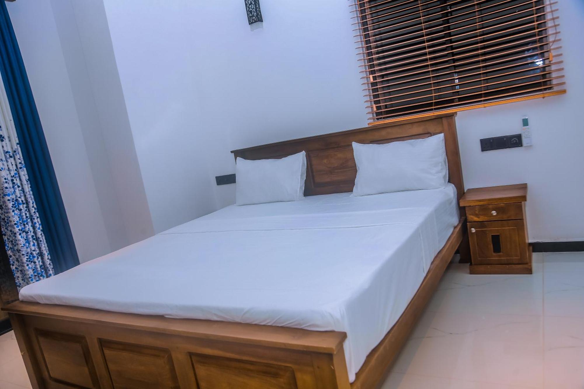 Mirissa Breeze Hotel Buitenkant foto