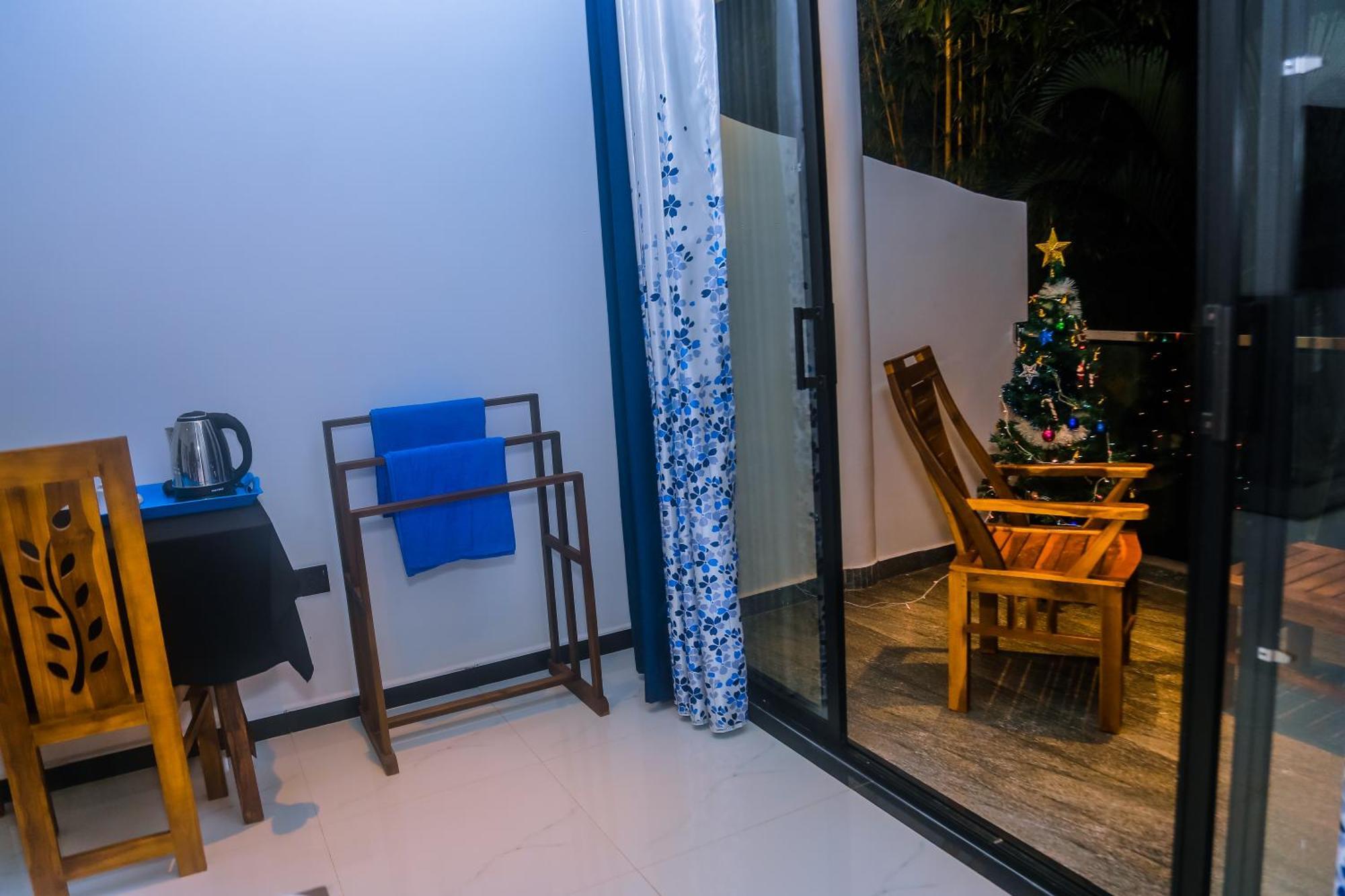 Mirissa Breeze Hotel Buitenkant foto
